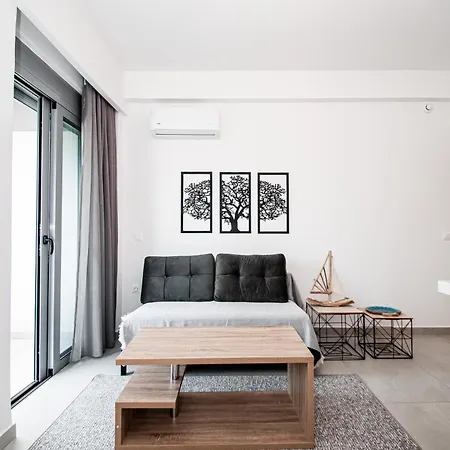 Anesis Town Apartment *