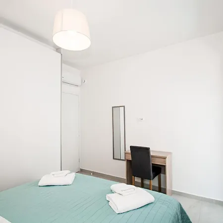 Apartment Anesis Town